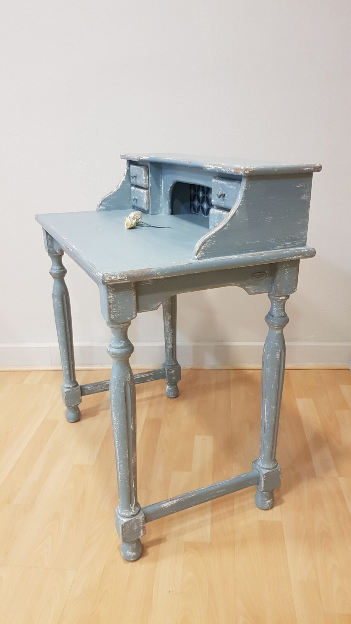 Escritorio tocador vintage azul shabby chic restaurado