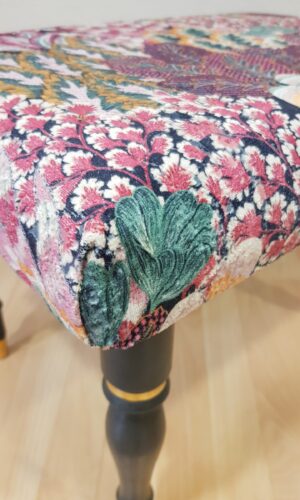 Mueble restaurado Lorestaura Mueble restaurado por Lorestaura, pieza vintage única y decorativa.