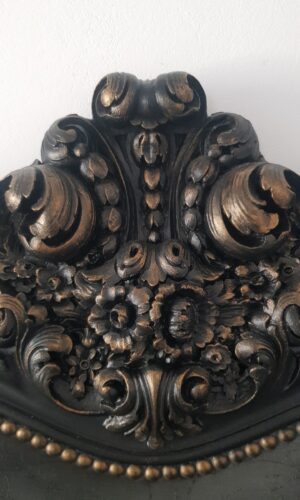 Mueble restaurado Lorestaura Mueble restaurado por Lorestaura, pieza vintage única y decorativa.