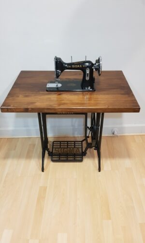 Mueble restaurado Lorestaura Mueble restaurado por Lorestaura, pieza vintage única y decorativa.